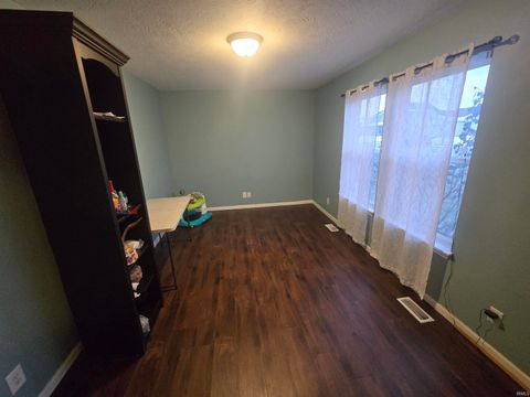 Tiny photo for 604 Stockdale Drive, Lafayette, IN 47909 (MLS # 202548857)