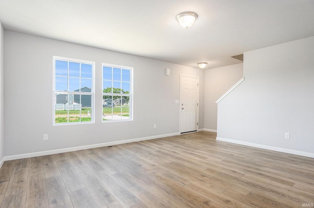 Photo of 1327 Mackey Drive, South Bend, IN 46614 (MLS # 202601813)