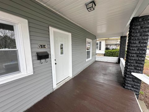 Tiny photo for 514 S Webster Street, Kokomo, IN 46901 (MLS # 202608276)