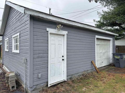 Tiny photo for 514 S Webster Street, Kokomo, IN 46901 (MLS # 202608276)