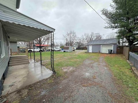 Tiny photo for 514 S Webster Street, Kokomo, IN 46901 (MLS # 202608276)