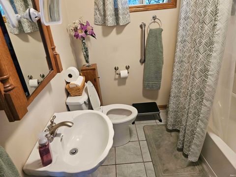 Tiny photo for 421 Jackson Avenue, Peru, IN 46970 (MLS # 202629707)