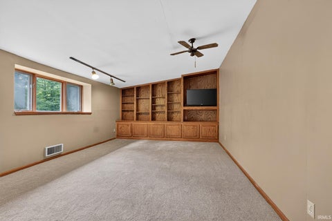 Tiny photo for 15617 Bowdoin Road, Monroeville, IN 46773 (MLS # 202636875)