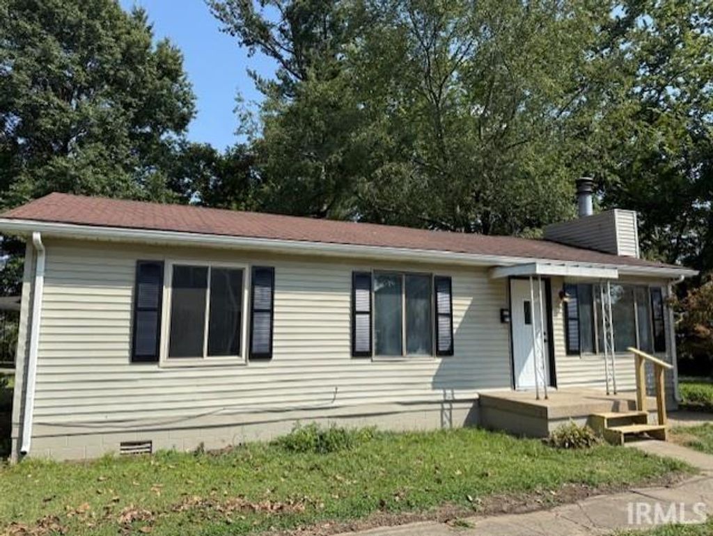 Photo of 604-642 Elm Street, Rockport, IN 47635 (MLS # 202536785)