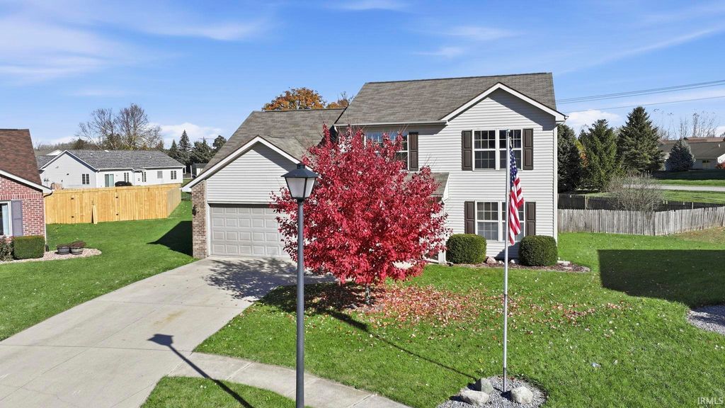 Photo of 807 Larkwillow Court, Huntertown, IN 46748 (MLS # 202549041)