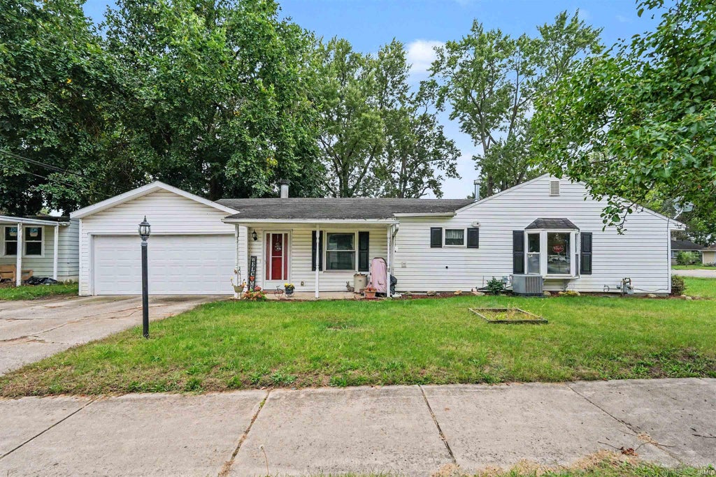 Photo of 2422 N Main Street, Mishawaka, IN 46545 (MLS # 202639849)