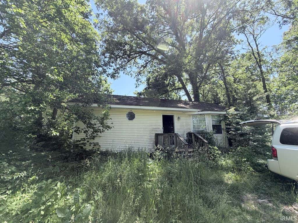 Photo of 58206 Lowell Street, Elkhart, IN 46517 (MLS # 202621968)