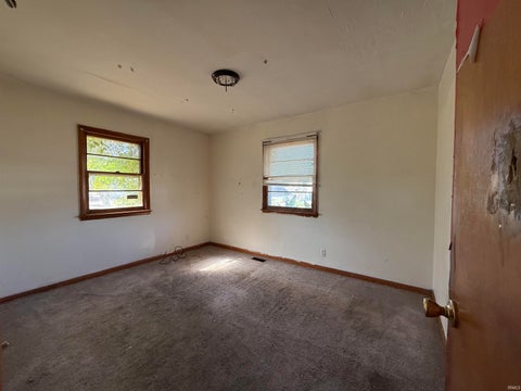 Tiny photo for 914 916 Judson Street, Evansville, IN 47713 (MLS # 202642178)