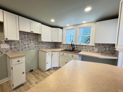 Tiny photo for 401 E Main Street, Peru, IN 46970 (MLS # 202549207)