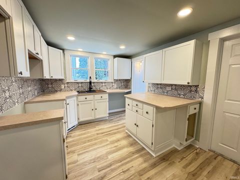 Tiny photo for 401 E Main Street, Peru, IN 46970 (MLS # 202549207)