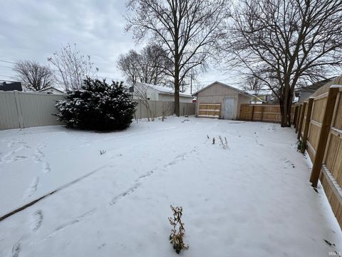 Tiny photo for 401 E Main Street, Peru, IN 46970 (MLS # 202549207)