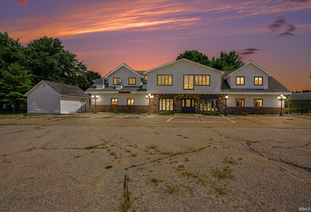 Photo of 66402 State Road 19 Road, Wakarusa, IN 46573 (MLS # 202632473)