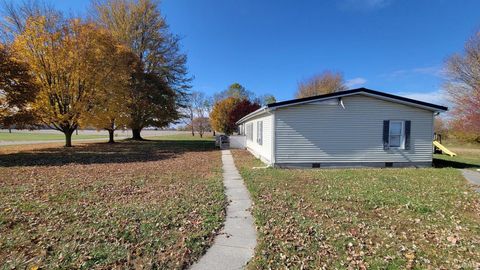 Tiny photo for 10793 E 200 N, Van Buren, IN 46991 (MLS # 202545344)