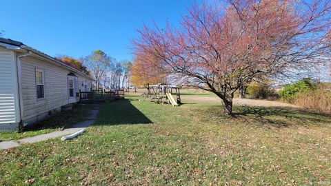 Tiny photo for 10793 E 200 N, Van Buren, IN 46991 (MLS # 202545344)