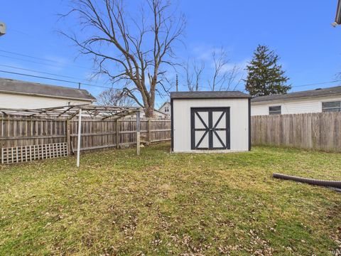 Tiny photo for 1214 N Burke Street, Kokomo, IN 46901 (MLS # 202602554)