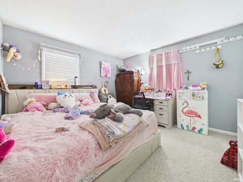 Tiny photo for 1214 N Burke Street, Kokomo, IN 46901 (MLS # 202602554)