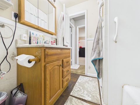 Tiny photo for 1214 N Burke Street, Kokomo, IN 46901 (MLS # 202602554)