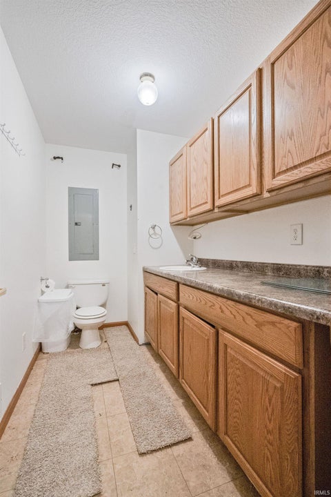 Tiny photo for 9039 N 100 E Road, Denver, IN 46926 (MLS # 202641818)