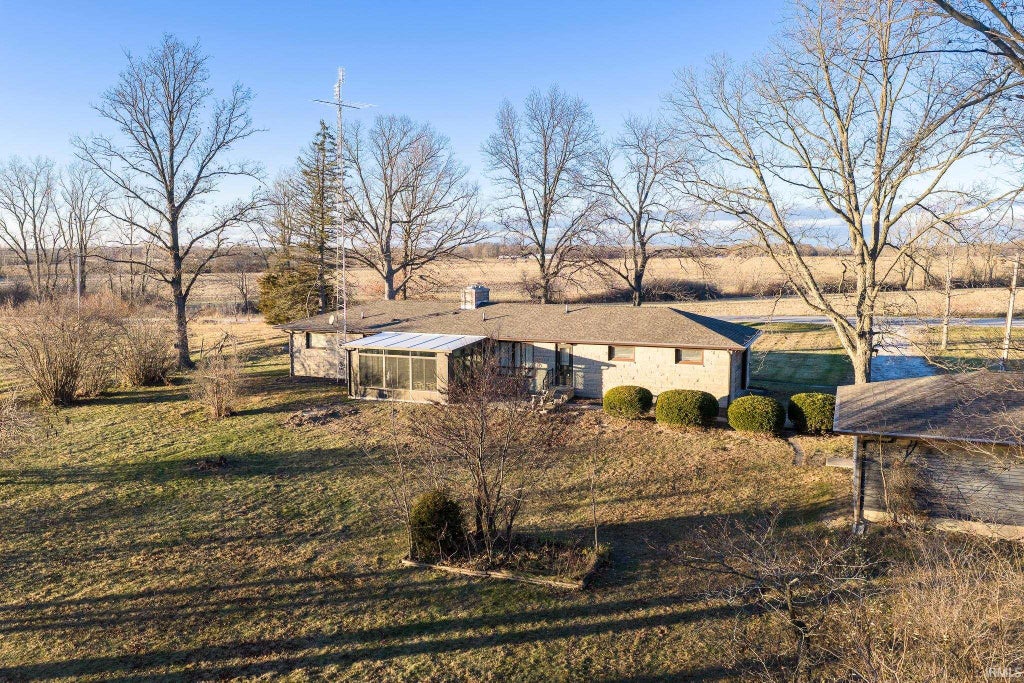 Photo of 5185 E State Road 218, LaFontaine, IN 46940 (MLS # 202637230)