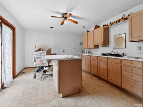 Tiny photo for 812 S 1250 E, Loogootee, IN 47553 (MLS # 202620086)