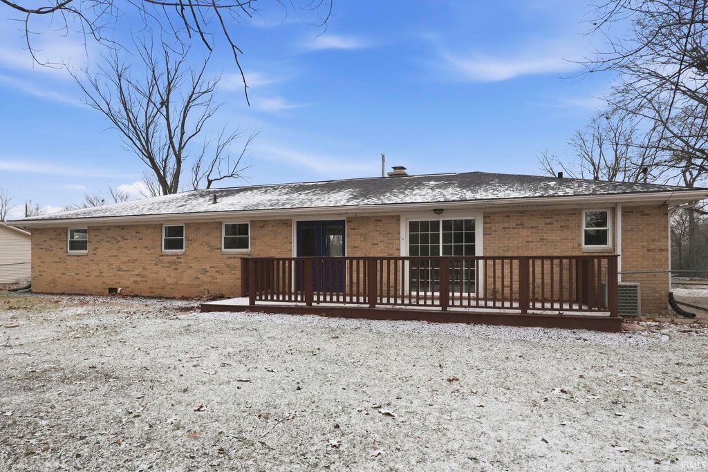 Photo of 4734 Willowbrook Drive, Fort Wayne, IN 46835 (MLS # 202549715)