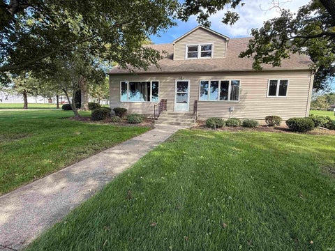 Tiny photo for 5404 S 1450 West, Francesville, IN 47946 (MLS # 202642008)