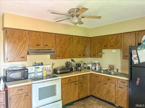 Tiny photo for 811 S Hemlock Trail, Winchester, IN 47394 (MLS # 202618493)