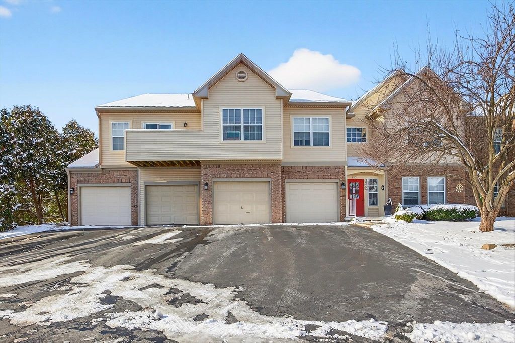 Photo of 3705 E Barrington Drive #B101, Bloomington, IN 47408 (MLS # 202549432)