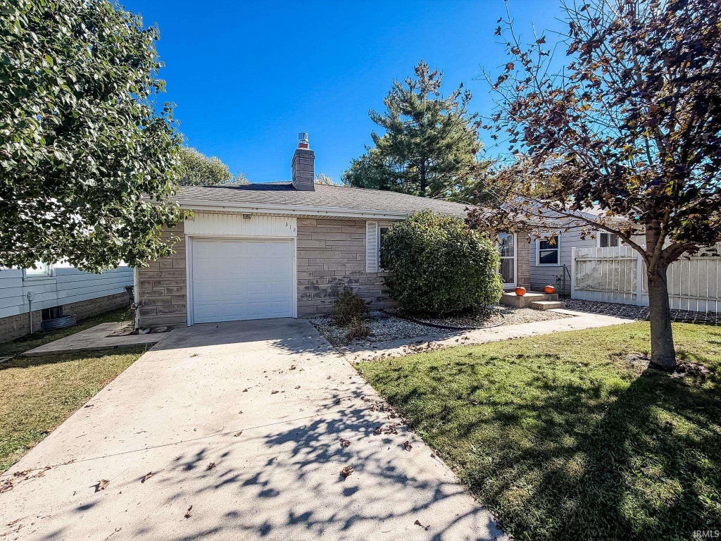 Photo of 312 S Berkley Road, Kokomo, IN 46901 (MLS # 202643409)