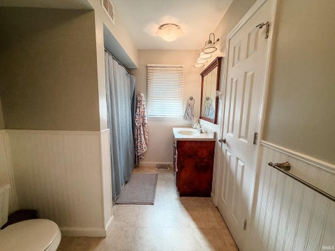 Tiny photo for 312 S Berkley Road, Kokomo, IN 46901 (MLS # 202643409)