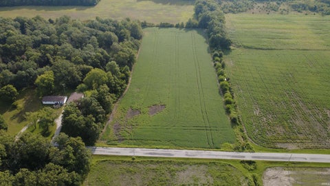 Tiny photo for 3852 North 1400 West Road, Medaryville, IN 47957 (MLS # 202635919)