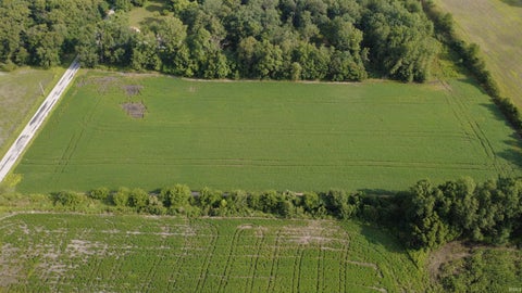 Tiny photo for 3852 North 1400 West Road, Medaryville, IN 47957 (MLS # 202635919)