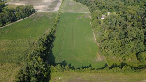 Tiny photo for 3852 North 1400 West Road, Medaryville, IN 47957 (MLS # 202635919)