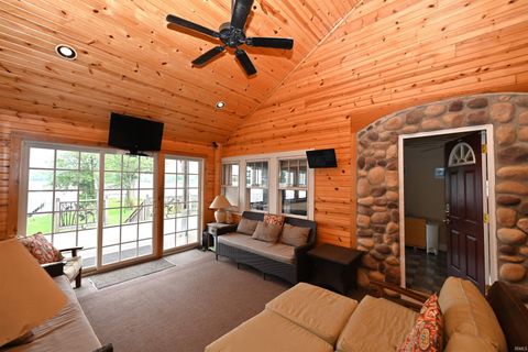 Tiny photo for 1241 N Main Street, Kewanna, IN 46939 (MLS # 202519633)