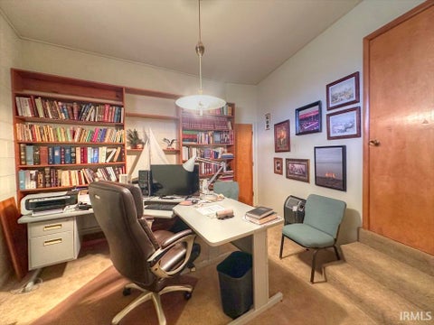 Tiny photo for 2106 W ALTO Road, Kokomo, IN 46902 (MLS # 202642503)