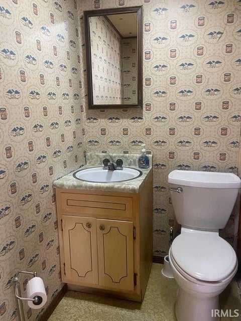 Tiny photo for 1090 W Old Highway 60, Mitchell, IN 47446 (MLS # 202643541)