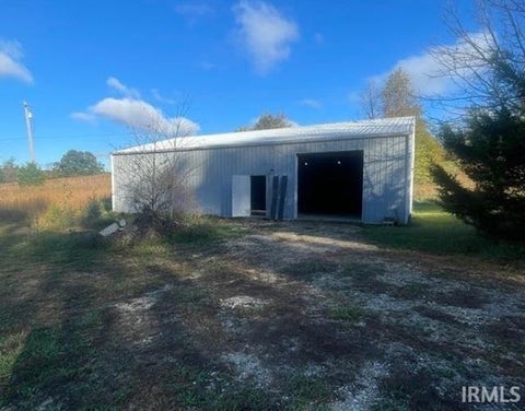 Tiny photo for 1090 W Old Highway 60, Mitchell, IN 47446 (MLS # 202643541)