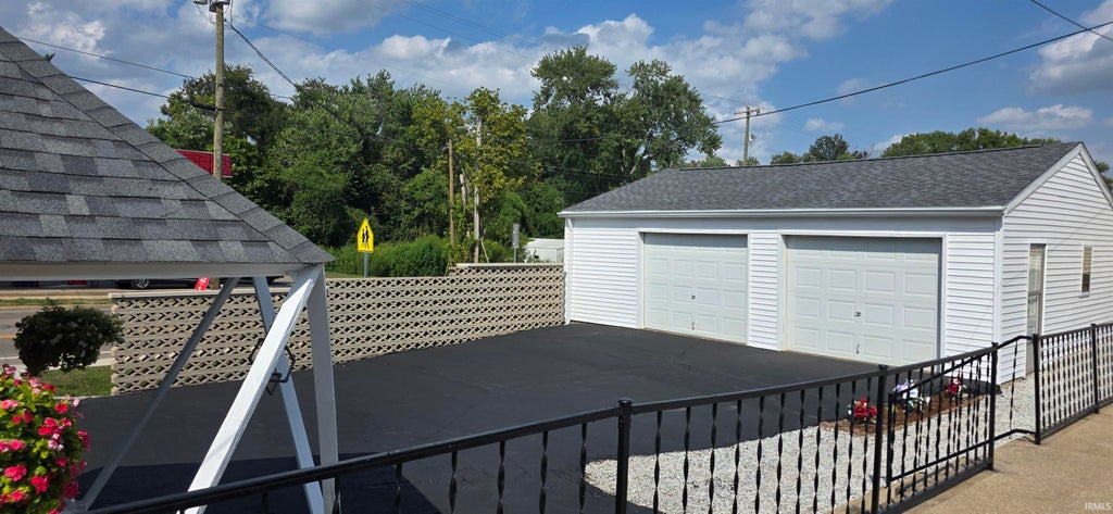 Photo of 1020 N Main Street, Bicknell, IN 47512 (MLS # 202635088)