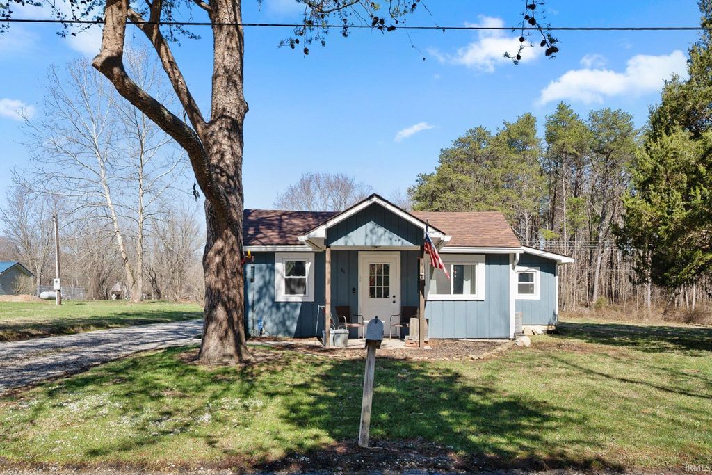 Photo of 84 Fruitdale Road, Morgantown, IN 46160 (MLS # 202607779)