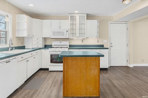 Tiny photo for 1709 N Black Oak Court, Lafayette, IN 47905 (MLS # 202548130)