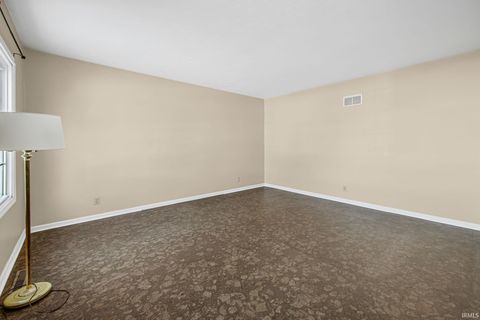 Tiny photo for 1709 N Black Oak Court, Lafayette, IN 47905 (MLS # 202548130)