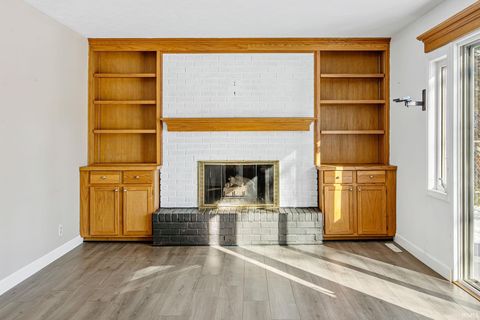 Tiny photo for 1709 N Black Oak Court, Lafayette, IN 47905 (MLS # 202548130)