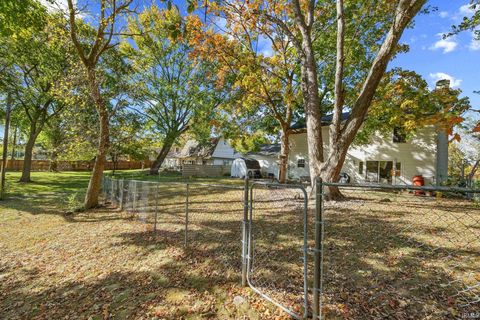 Tiny photo for 1709 N Black Oak Court, Lafayette, IN 47905 (MLS # 202548130)