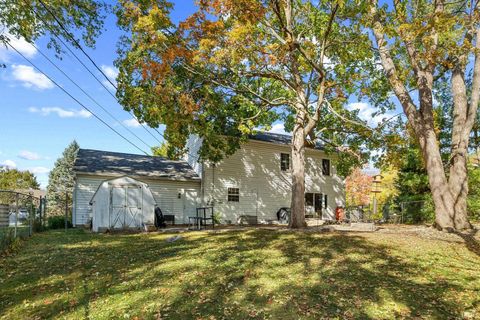 Tiny photo for 1709 N Black Oak Court, Lafayette, IN 47905 (MLS # 202548130)