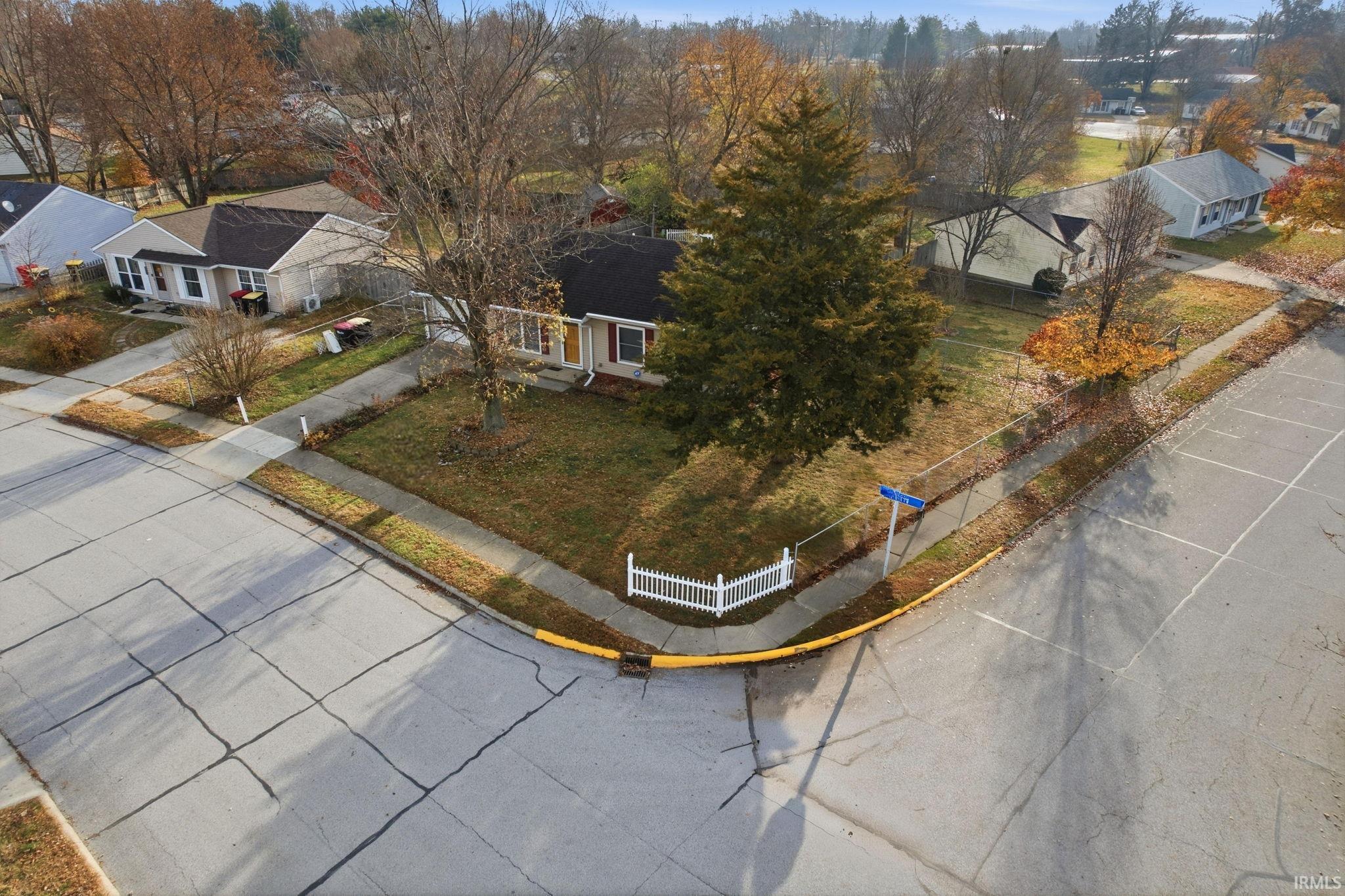 Dayton, Indiana 47941, United States, 3 Bedrooms Bedrooms, ,1 BathroomBathrooms,Residential,Active,248145