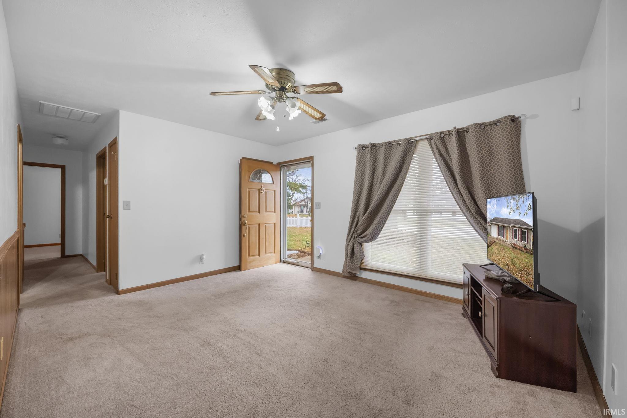 Dayton, Indiana 47941, United States, 3 Bedrooms Bedrooms, ,1 BathroomBathrooms,Residential,Active,248145