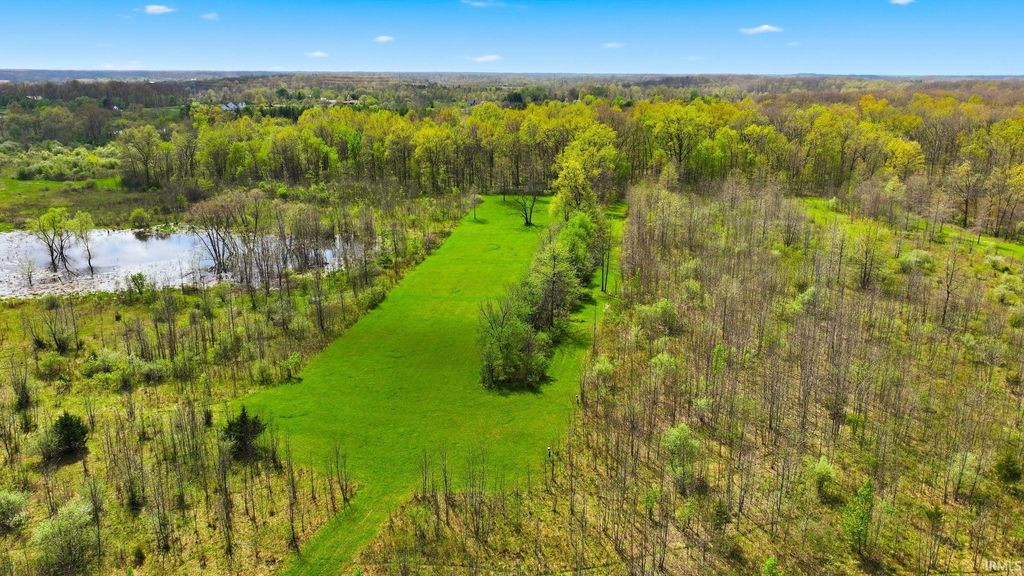 Photo of 0 Hollopeter Road, Leo, IN 46765 (MLS # 202618768)