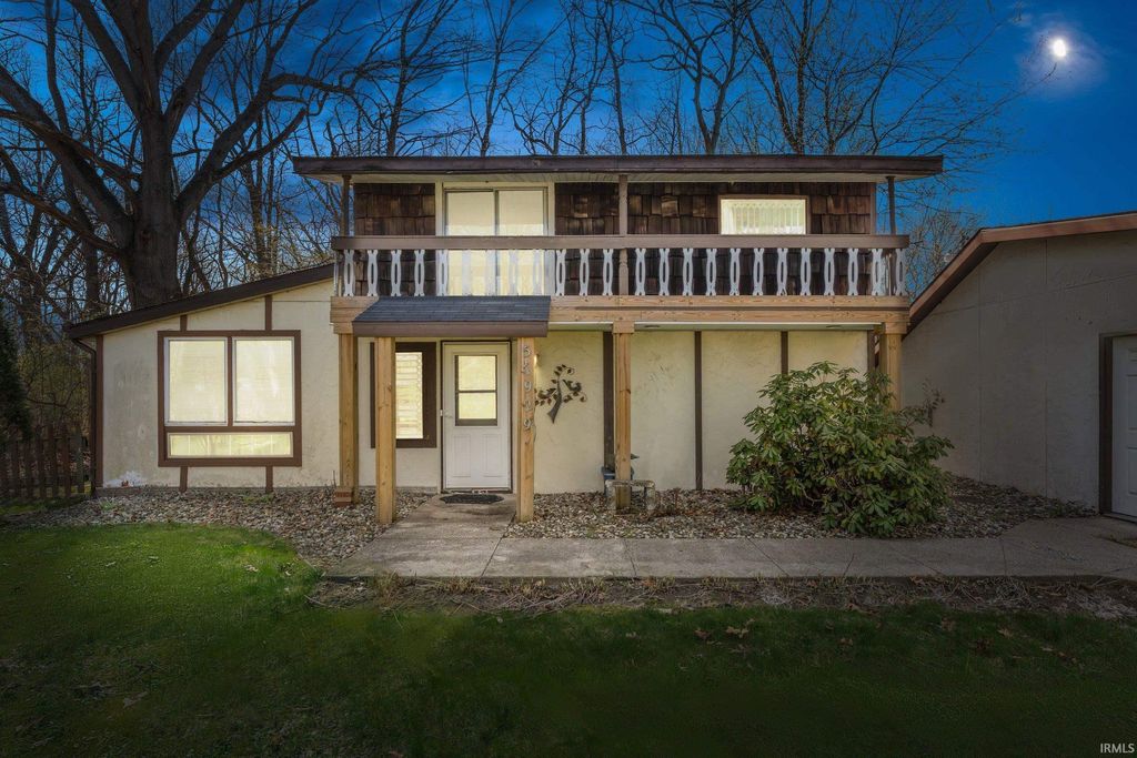 Photo of 57929 18th Street, Elkhart, IN 46517 (MLS # 202611956)