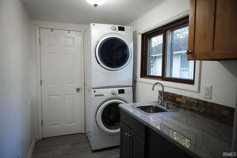 Tiny photo for 3270 Main Street, Macy, IN 46951 (MLS # 202537996)