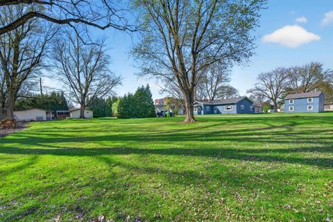 Tiny photo for 1801 Stevens Street, Logansport, IN 46947 (MLS # 202612381)